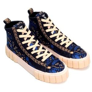 FARM Rio Patterned Blue High-Top Sneakers